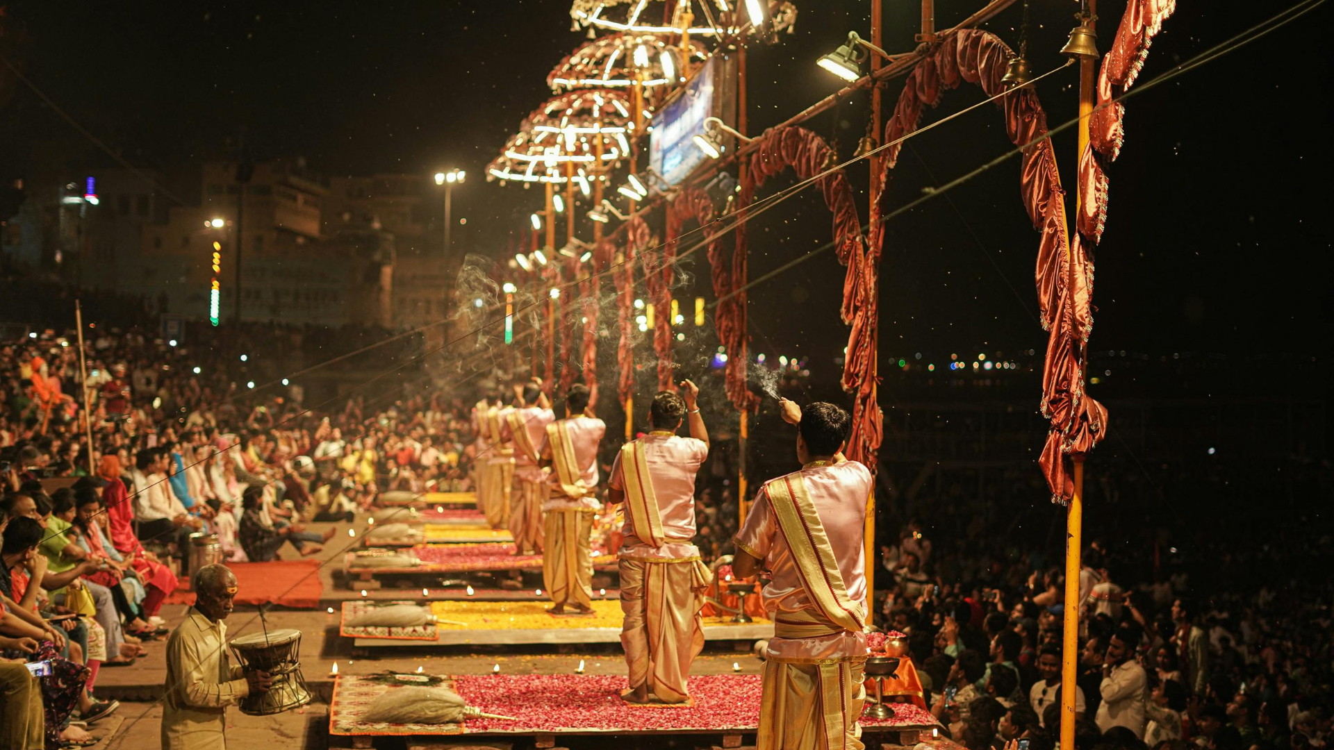 Sarang Travels Banner